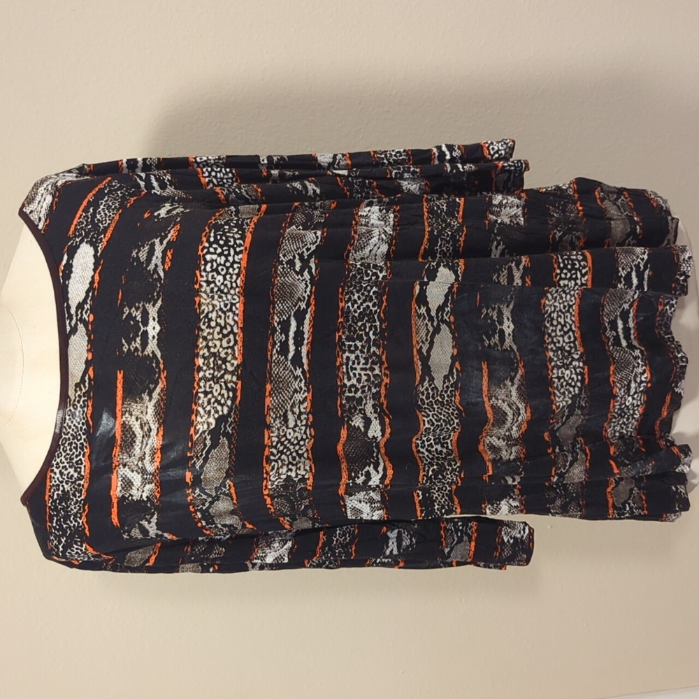 T-shirt in a stretchy material, snake-print black, off-white and orange